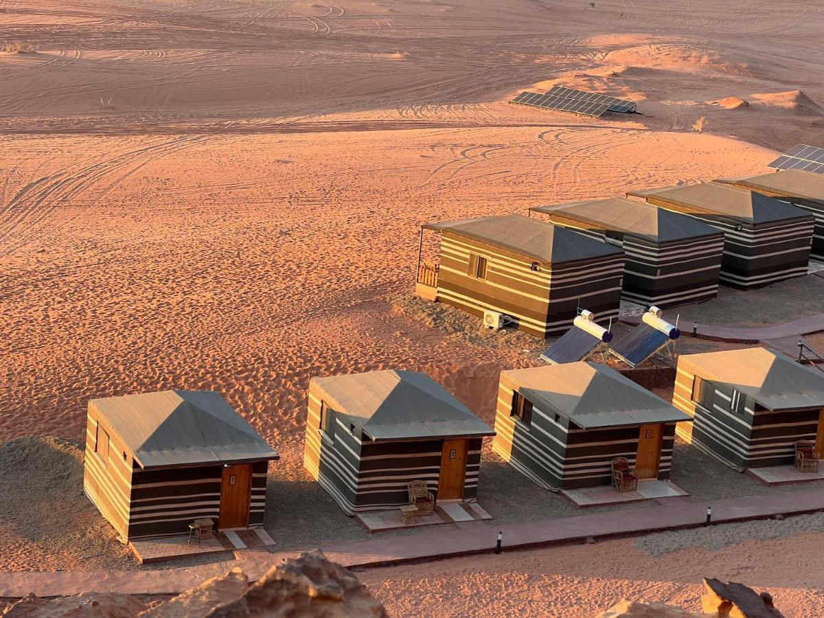 Wadi Rum Eagle Luxury Camp Esterno foto