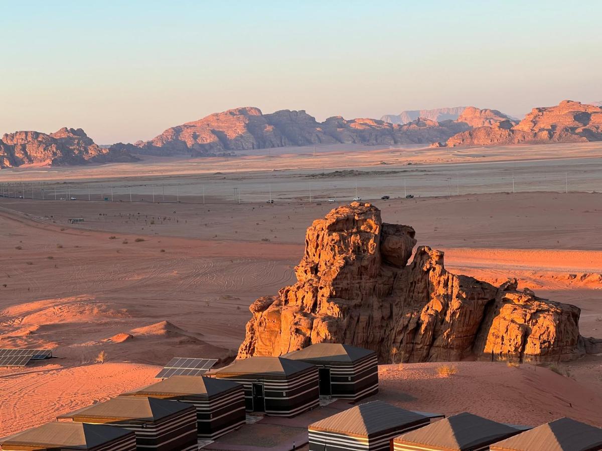 Wadi Rum Eagle Luxury Camp Esterno foto
