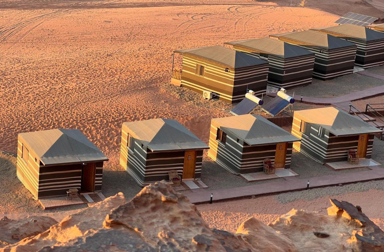 Wadi Rum Eagle Luxury Camp Esterno foto