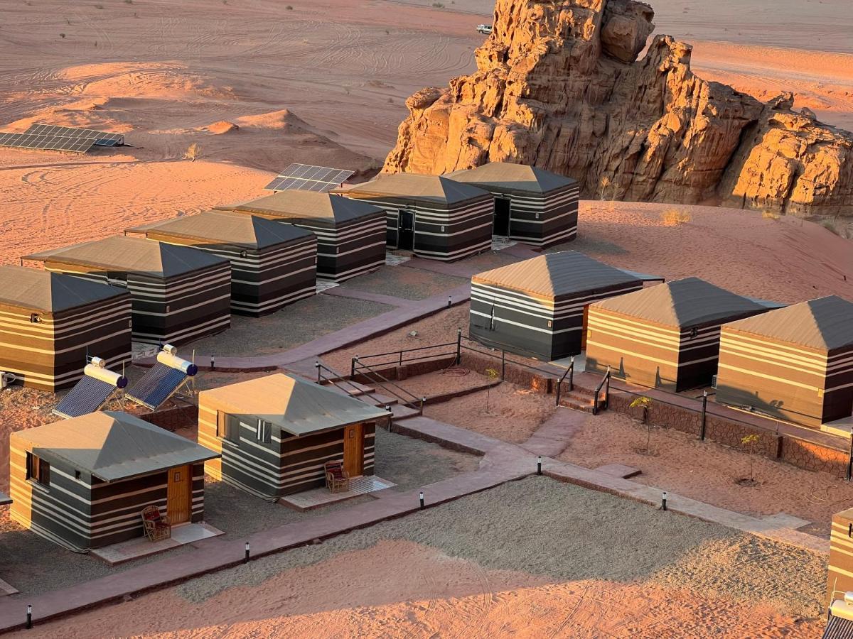 Wadi Rum Eagle Luxury Camp Esterno foto